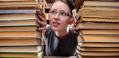 Co zrobić z niepotrzebnymi książkami? Sprawdzone sposoby na oddanie lub sprzedaż k