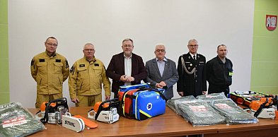 Strażacy z Czerniejewa i Żydowa otrzymali nowy sprzęt [FOTO]