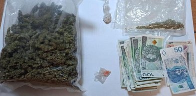 REGION: Narkotyki, nielegalne papierosy i gotówka