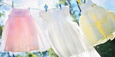 Glamour – błyszczące sukienki i dodatki