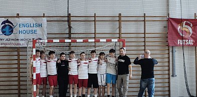 Halowy turniej charytatywny dla Mikołajów