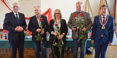 Odznaczenia i jednogłośne poparcie dla cechmistrza