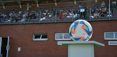 Mecz Polska – Grecja z przesłaniem. Policja uczy, jak kibicować