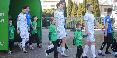 Victoria opuszcza strefę spadkową