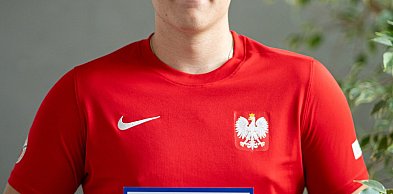 Młody zawodnik Hwaranga na zgrupowaniu kadry