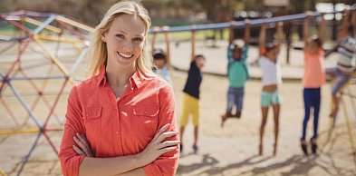 Szukasz sposobu na dorobienie? Wybierz kurs wychowawcy kolonijnego!