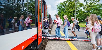 Od Dnia Dziecka po Bałtyk – Koleje Wielkopolskie rozpędzają lato atrakcji