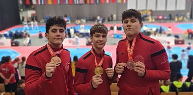 Świetny występ zawodników Hwaranga w Innsbrucku