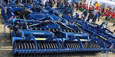 Bezorkowa i ultra-płytka uprawa – Rolmako w służbie ekoschematów