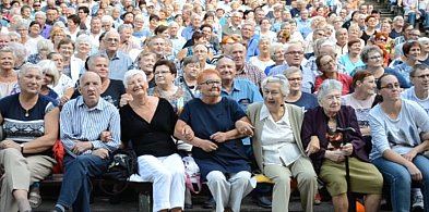 Plenerowa scena dla śląskich szlagierów