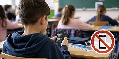 Zakaz używania smartfonów we wrzesińskich szkołach już obowiązuje