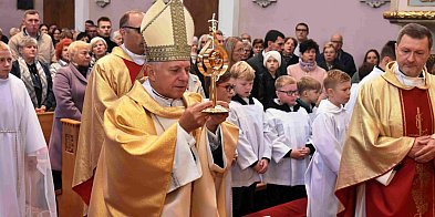 Wprowadzenie relikwii Jana Pawła II w Kołaczkowie-39729