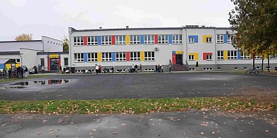 Zrzutka na defibrylator dla szkoły w Bieganowie-40262