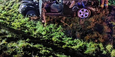 Wypadek na granicy powiatów. Wysłano pięć zastępów-40860