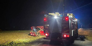 Kolizja volkswagena z ciągnikiem w Sokolnikach-40851