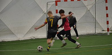 Zjednoczeni Września triumfują w turnieju mikołajkowym-40890