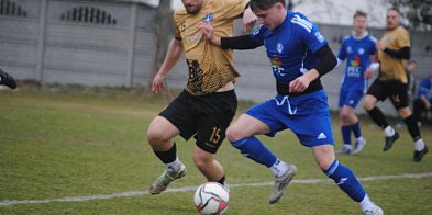 Inauguracyjna wpadka Błękitnych Psary Polskie