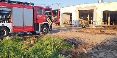 Pożar w budynku inwentarskim w Sokołowie [FOTO]