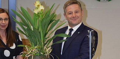 Traktor czy radiowóz? Dyskusja nad priorytetami