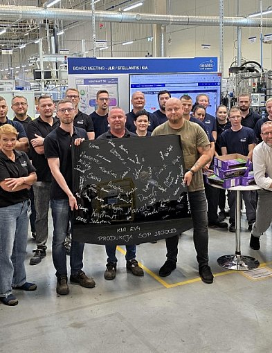 Nowy klient, nowe możliwości. Inalfa Września rusza z produkcją dla KIA-38989