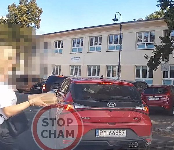 Internet nie wybacza. Włączył awaryjne, bo czekał na pączki-38766