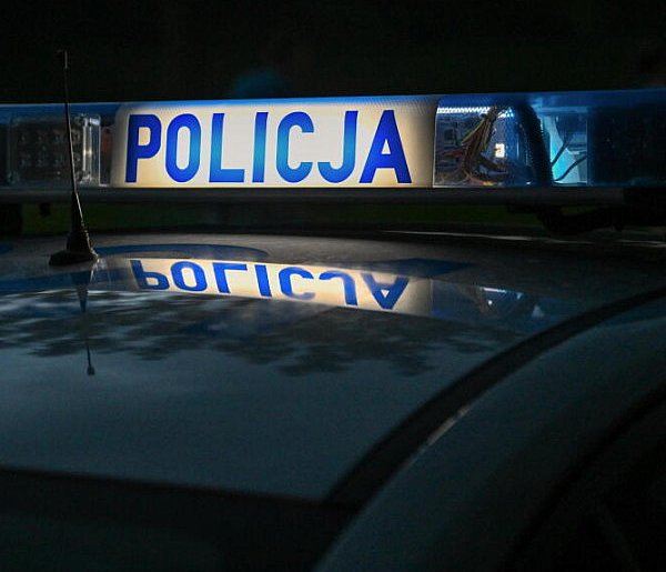 REGION: Zaatakował policjantkę nożem i zginął na miejscu-40171