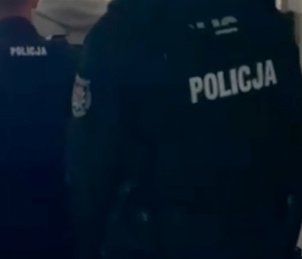 Wpadli do mieszkania i pobili oraz okradli 27-latka z Wrześni [WIDEO]-40202