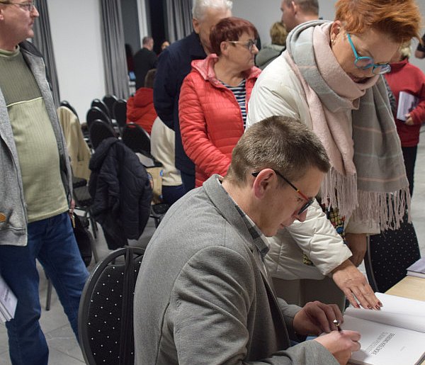 Filip Biernat o Grabowie Królewskim. ,,Chcę, żeby mieszkańcy czuli dumę"-40229