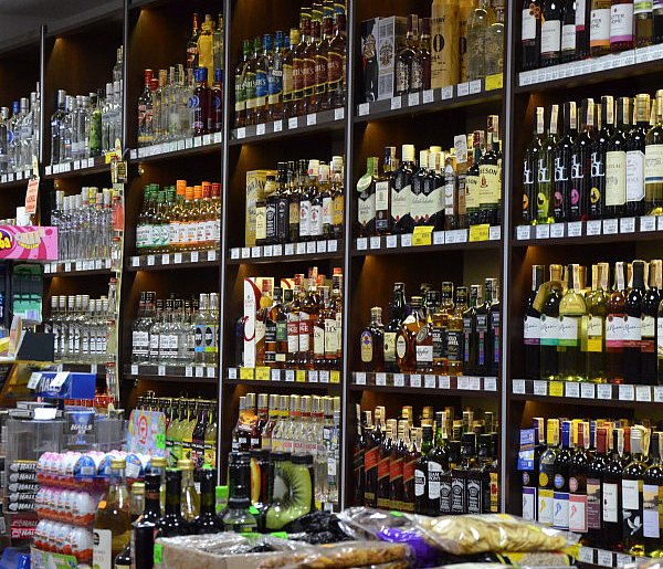 To codzienność wielu Polaków. Nowe dane o alkoholu niepokoją-41529