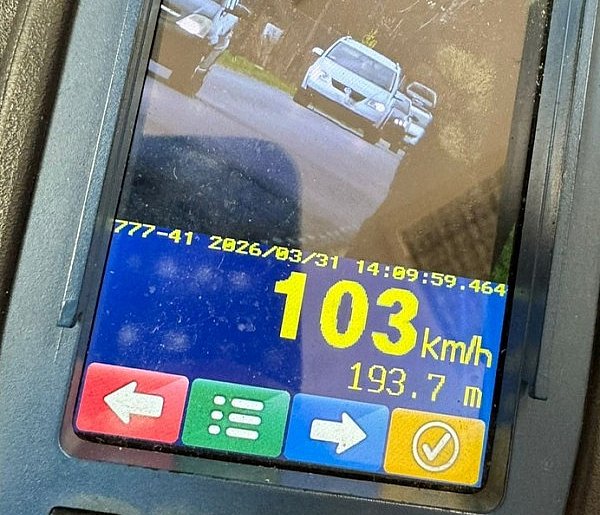 Jechał ponad 100 km/h w terenie zabudowanym