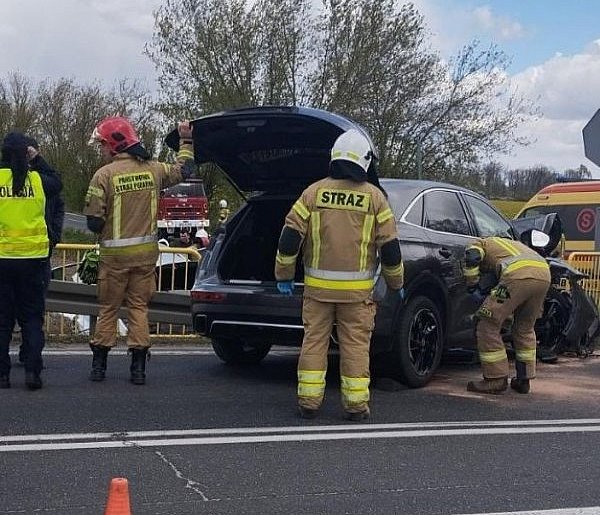 REGION: Śmierć na krajówce. Kierowca zginął na miejscu