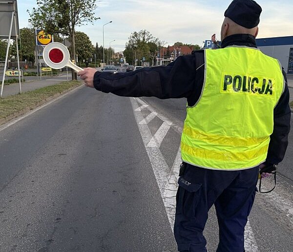 Masowe dmuchanie w alkomat. Nie wszyscy byli trzeźwi [FOTO]