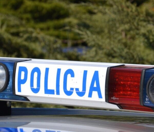 Ponad 100 km/h w terenie zabudowanym. Czterech kierowców bez prawka