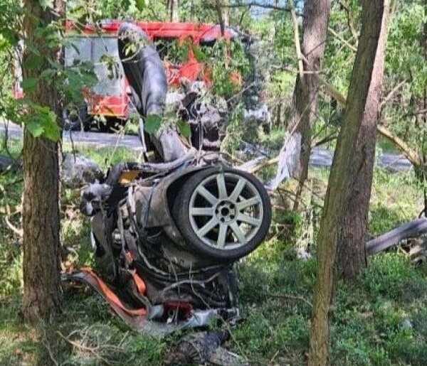 REGION: Śmierć na miejscu i auto w kawałkach