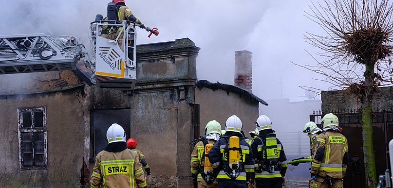 Pożar pustostanu w Pyzdrach [FOTO]