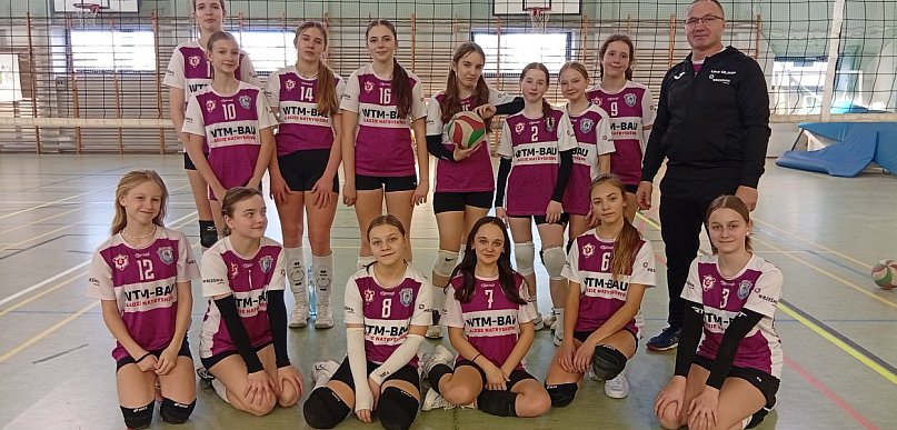 Czwórki UKS Olimp z awansem