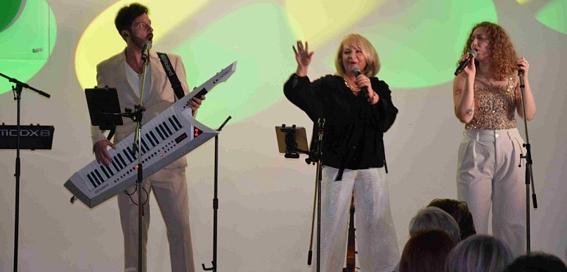 Dzień Kobiet w rytmie włoskich przebojów [FOTO]