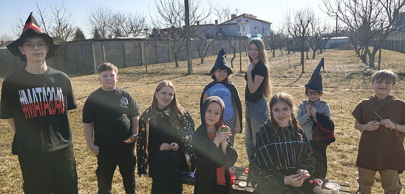 Harcerska przygoda w magicznym klimacie