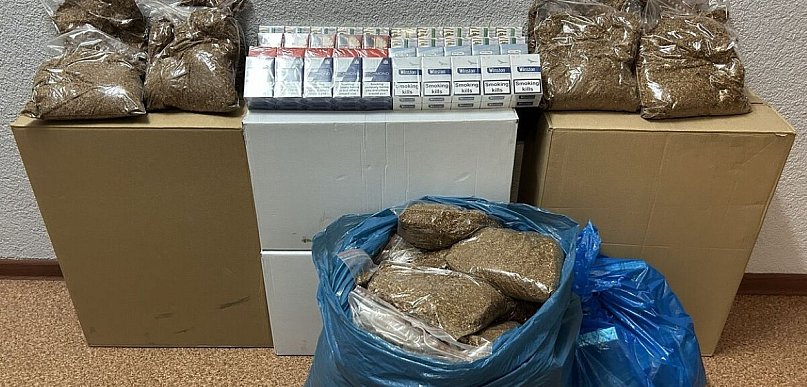 Tysiące nielegalnych papierosów przejęte pod Wrześnią