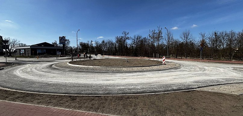 Rondo na Paderewskiego otwarte, ale to nie koniec utrudnień