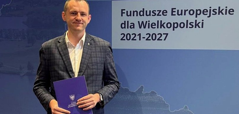 Łukasz Grabowski wspiera konserwację sztandaru 68 pułku piechoty