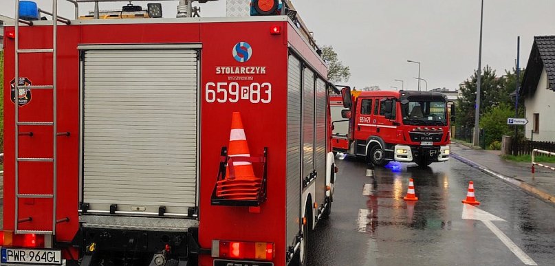 Zderzenie pojazdów we Wrześni. Wśród poszkodowanych dziecko [FOTO]