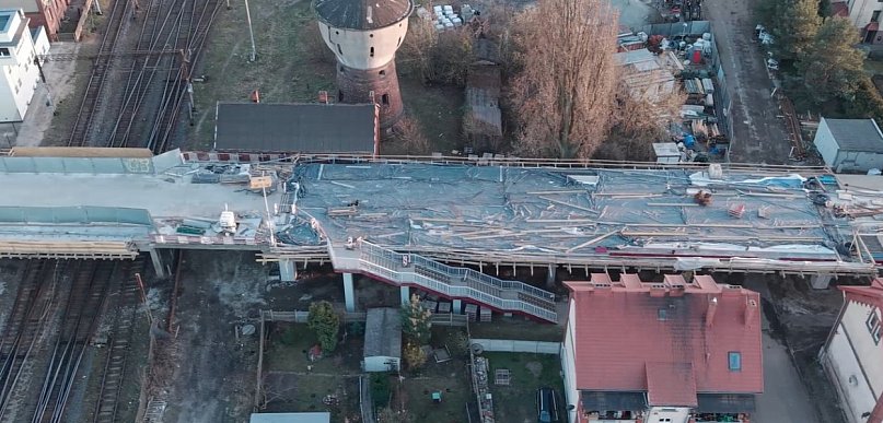 Brak przejścia dla pieszych na wiadukcie przy ul. Paderewskiego