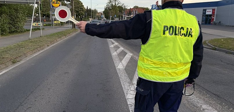 Masowe dmuchanie w alkomat. Nie wszyscy byli trzeźwi [FOTO]