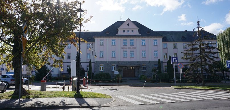 Czy pacjenci pili skażoną wodę? Szpital przerywa milczenie po kontroli