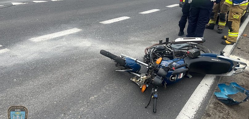 Motocyklista ranny po zderzeniu z samochodem
