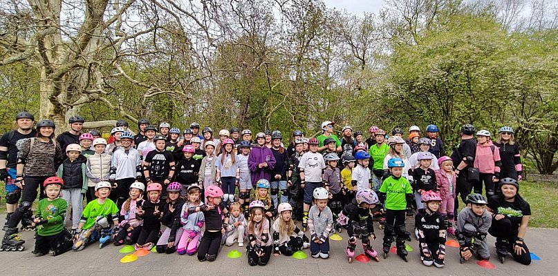 Sezon rolkowy oficjalnie otwarty. Ponad 70 uczestników na starcie