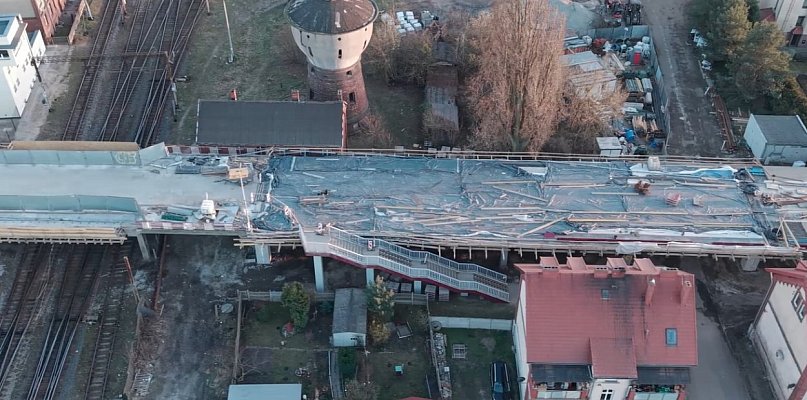 Brak przejścia dla pieszych na wiadukcie przy ul. Paderewskiego