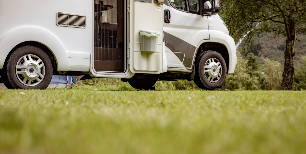 Kampery typu integra – luksus i wolność podróżowania na najwyższym poziomie