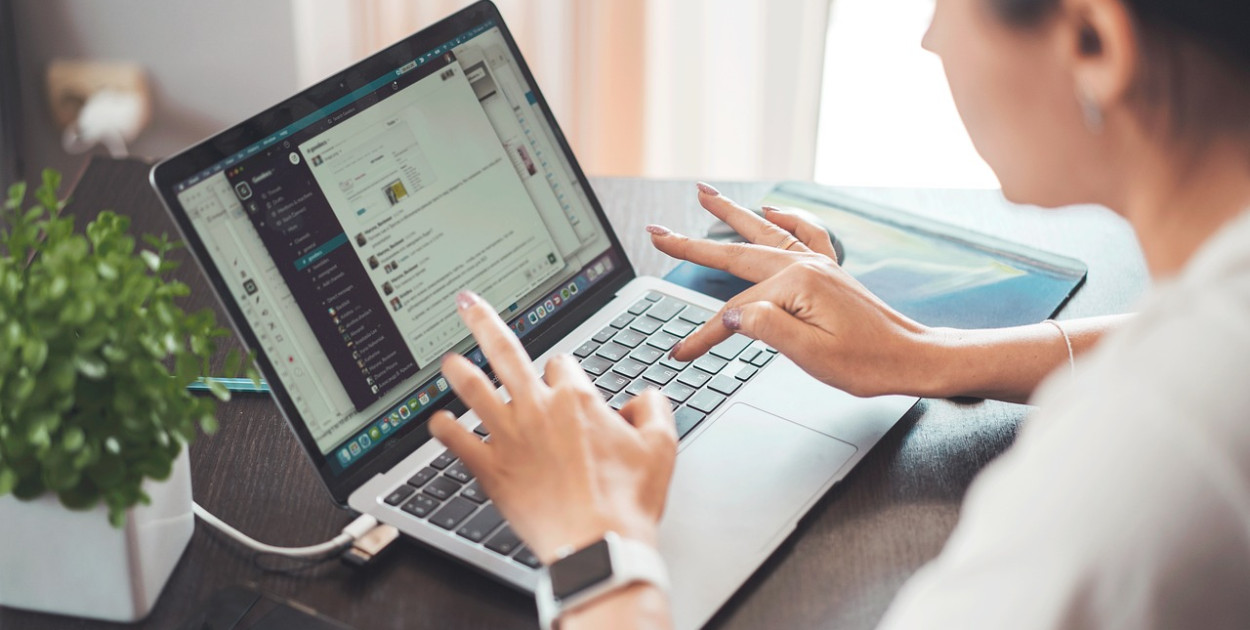 Cyfrowy asystent kadrowej: Jak zyskać więcej czasu dzięki automatyzacji HR?